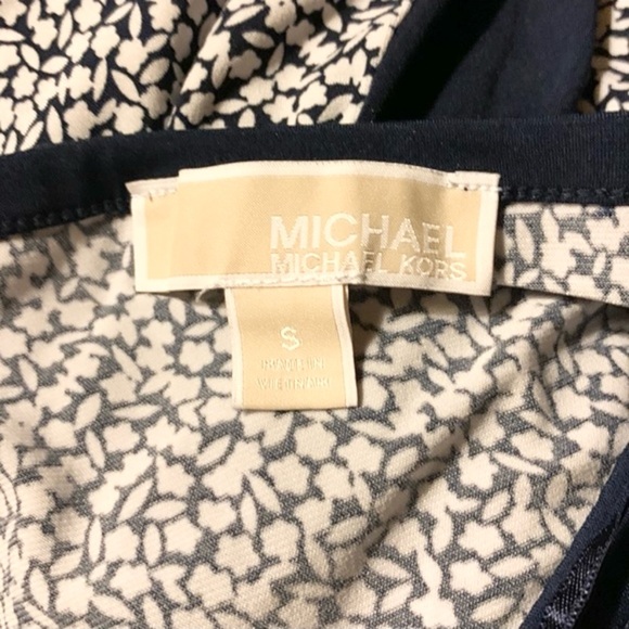MICHAEL MICHAEL KORS MIDI BLUE AND WHITE FLORAL SHORT SLEEVE DRESS SIZE SMALL - Picture 9 of 11